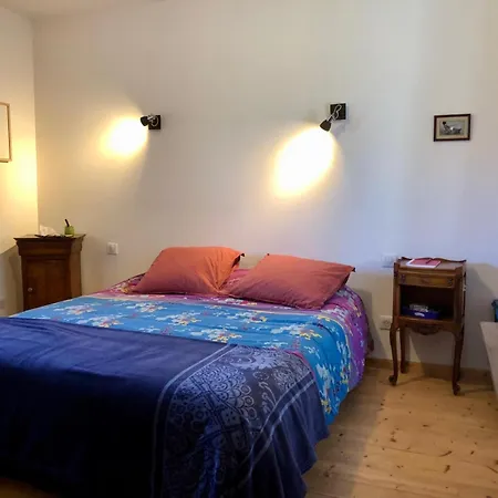 1 Ou 2 Doubles Avec Piscine Bed & Breakfast