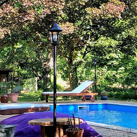 1 Ou 2 Doubles Avec Piscine Bed & Breakfast *